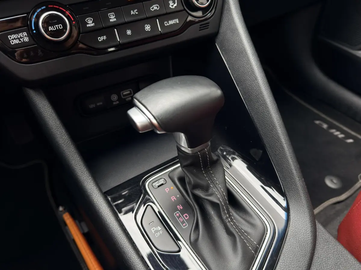 1.6 GDi Hybrid ExecutiveLine 1e eig|Carplay|Trekhaak|Dealer OH|NL Auto|Camera