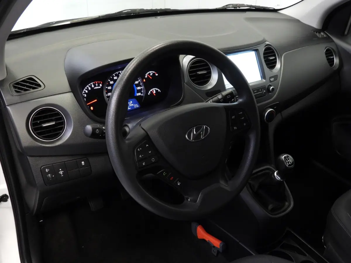 1.0i Comfort Smart Pack NAVI/AIRCO/CRUISE/PDC!