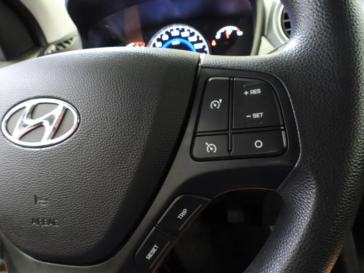 1.0i Comfort Smart Pack NAVI/AIRCO/CRUISE/PDC!