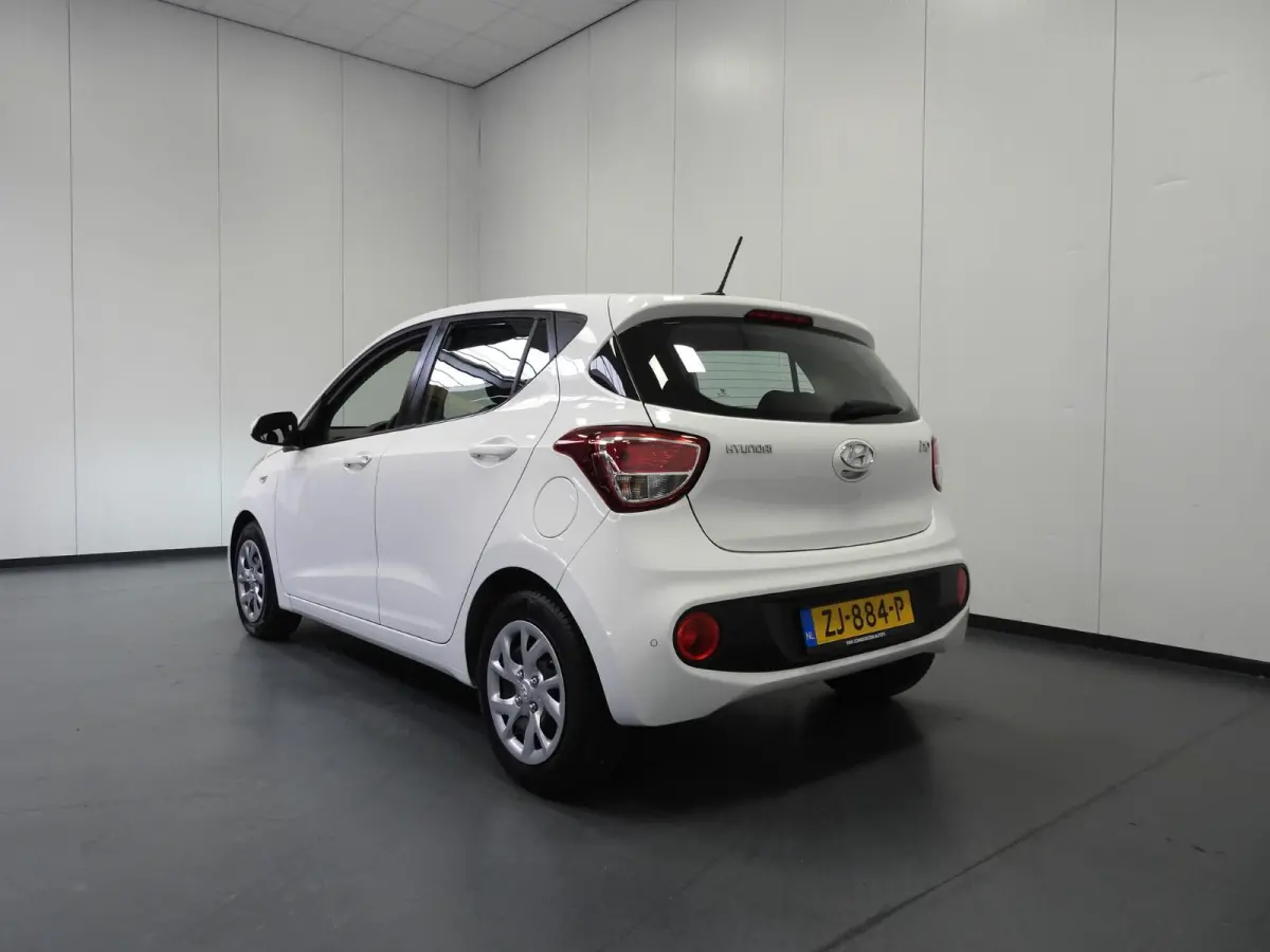 1.0i Comfort Smart Pack NAVI/AIRCO/CRUISE/PDC!