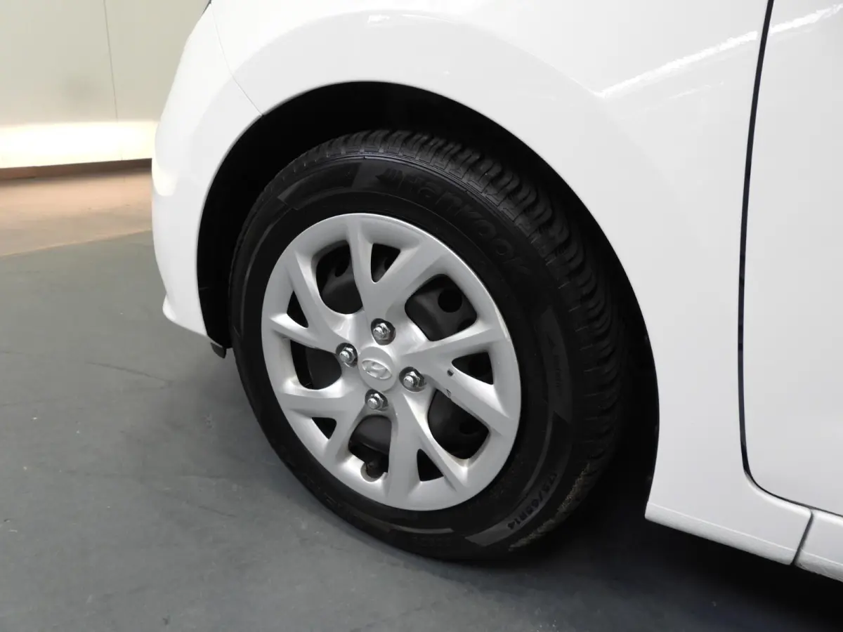 1.0i Comfort Smart Pack NAVI/AIRCO/CRUISE/PDC!