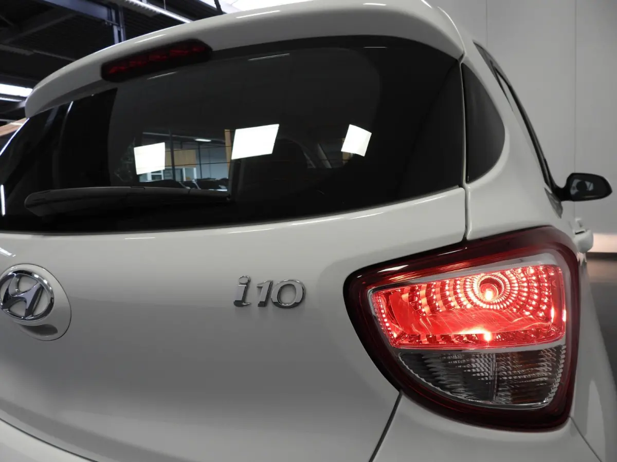1.0i Comfort Smart Pack NAVI/AIRCO/CRUISE/PDC!