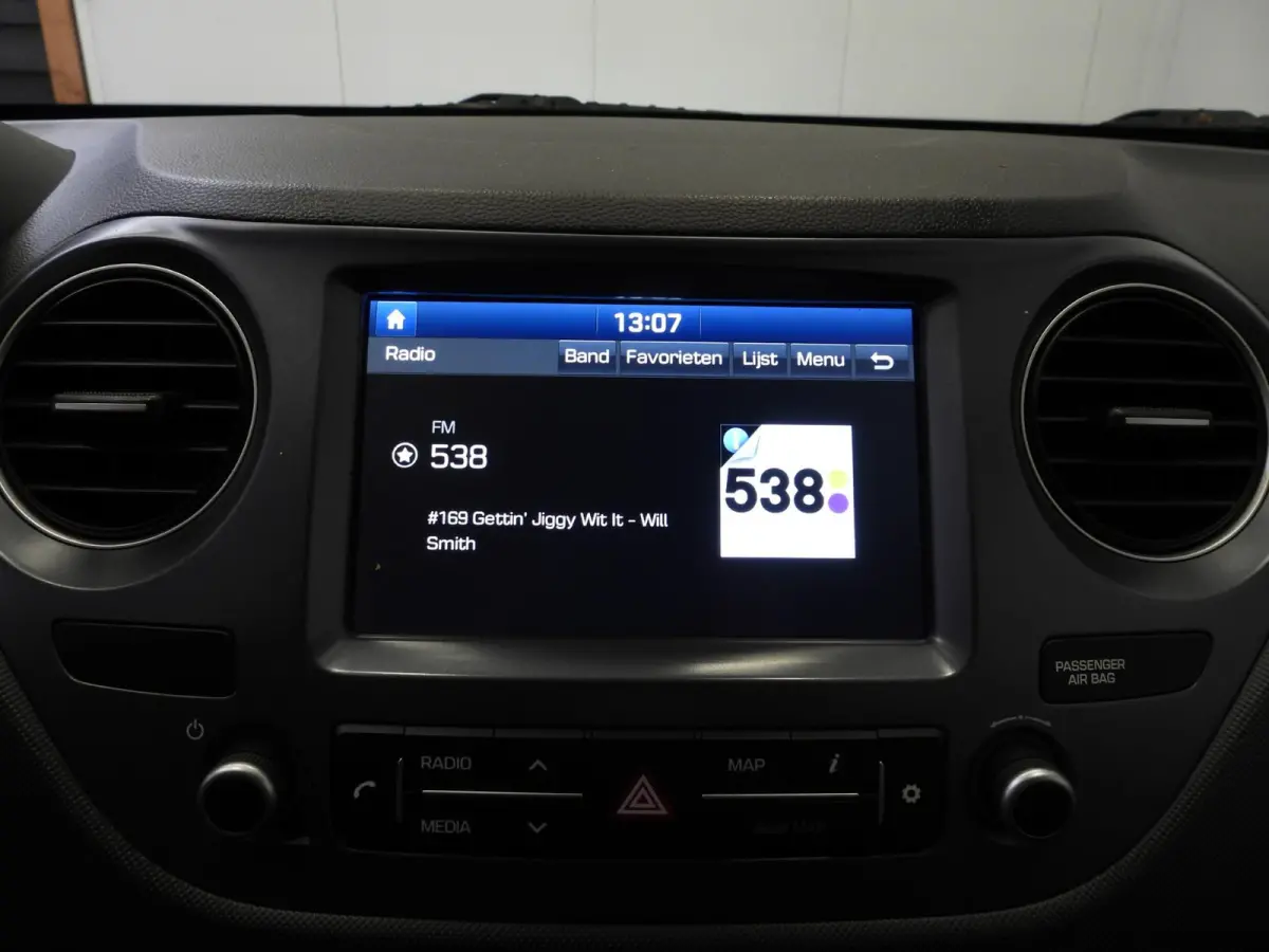 1.0i Comfort Smart Pack NAVI/AIRCO/CRUISE/PDC!