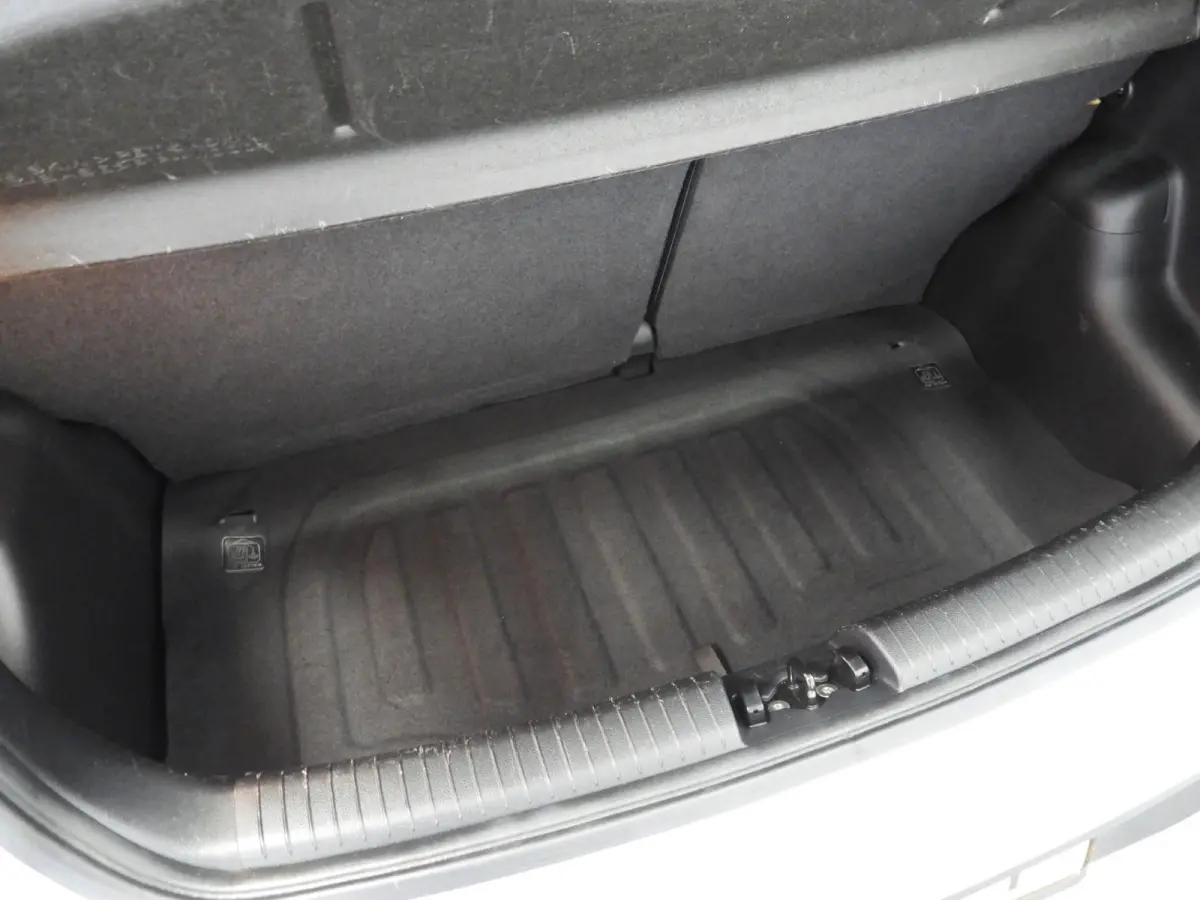 1.0i Comfort Smart Pack NAVI/AIRCO/CRUISE/PDC!