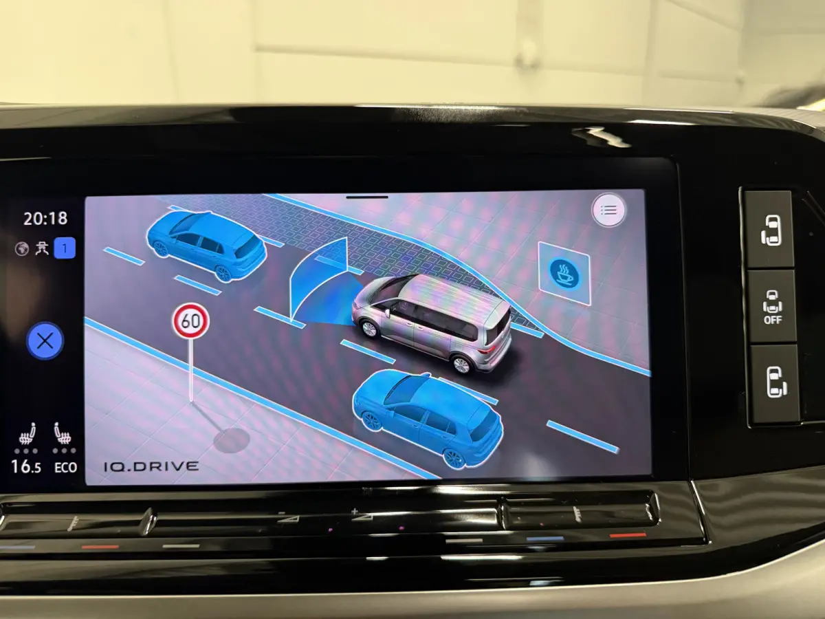 1.4 eHybrid Energetic PANO/TREKHAAK/MASSAGE/LEER/SOH 95%/HEAD-UP/IQ-LIGHT/ELECTR.SCHUIFDEUREN/ACC/360CAMERA/SFEER/STANDKACHEL/TWO-TONE/UNIEK SLECHTS 37.000KM, NET OH BEURT GEHAD BIJ VW DEALE