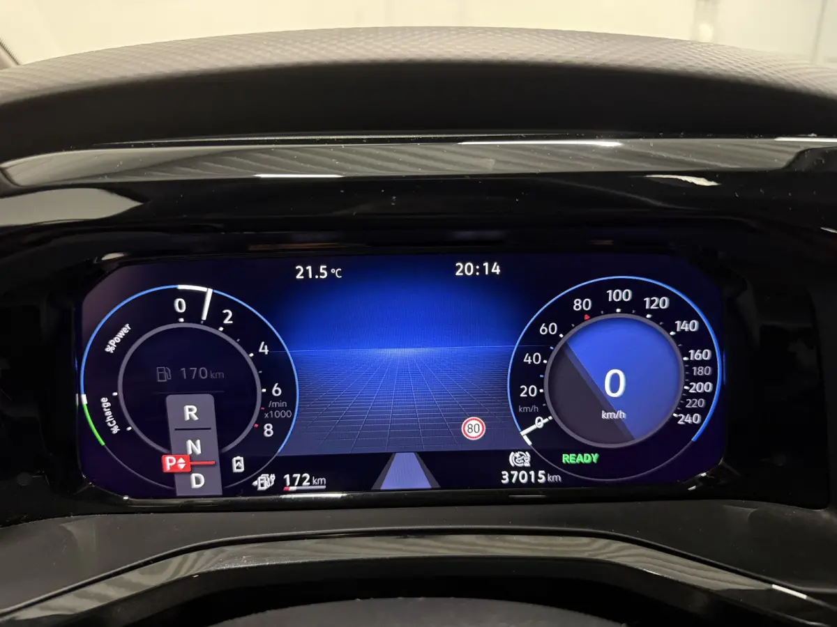 1.4 eHybrid Energetic PANO/TREKHAAK/MASSAGE/LEER/SOH 95%/HEAD-UP/IQ-LIGHT/ELECTR.SCHUIFDEUREN/ACC/360CAMERA/SFEER/STANDKACHEL/TWO-TONE/UNIEK SLECHTS 37.000KM, NET OH BEURT GEHAD BIJ VW DEALE