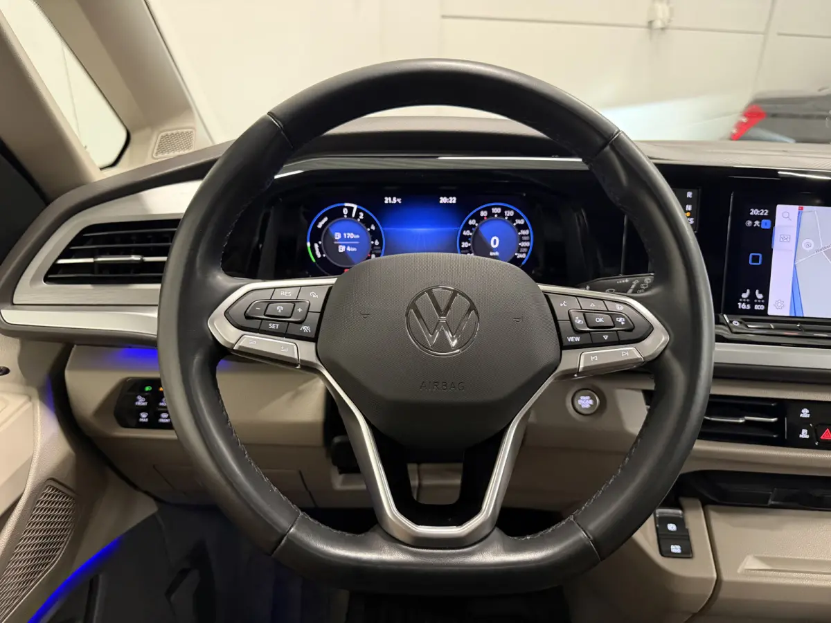 1.4 eHybrid Energetic PANO/TREKHAAK/MASSAGE/LEER/SOH 95%/HEAD-UP/IQ-LIGHT/ELECTR.SCHUIFDEUREN/ACC/360CAMERA/SFEER/STANDKACHEL/TWO-TONE/UNIEK SLECHTS 37.000KM, NET OH BEURT GEHAD BIJ VW DEALE