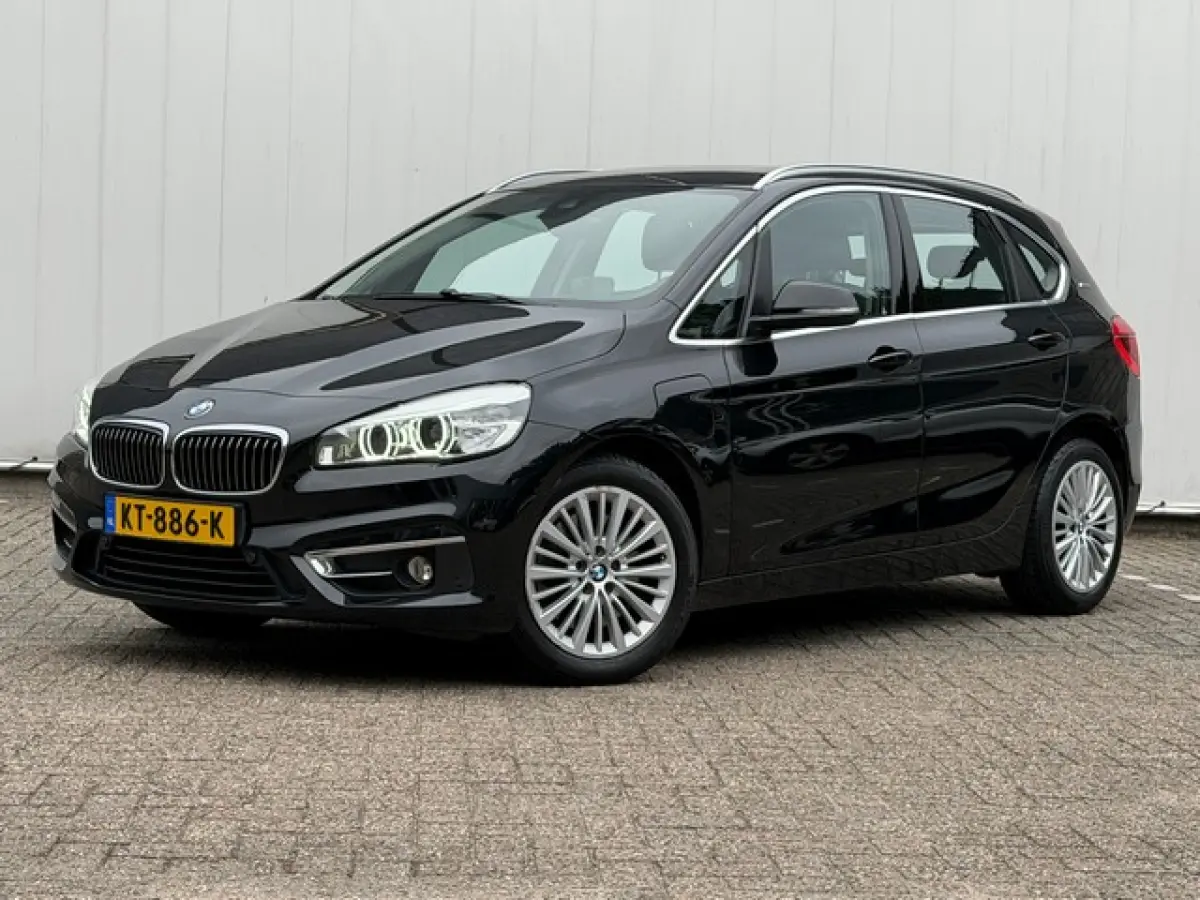 225xe Centennial High Executive met Leer, Elektische Achterklep, Climate Controle