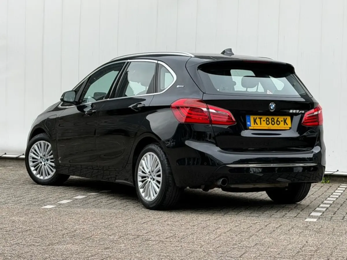 225xe Centennial High Executive met Leer, Elektische Achterklep, Climate Controle