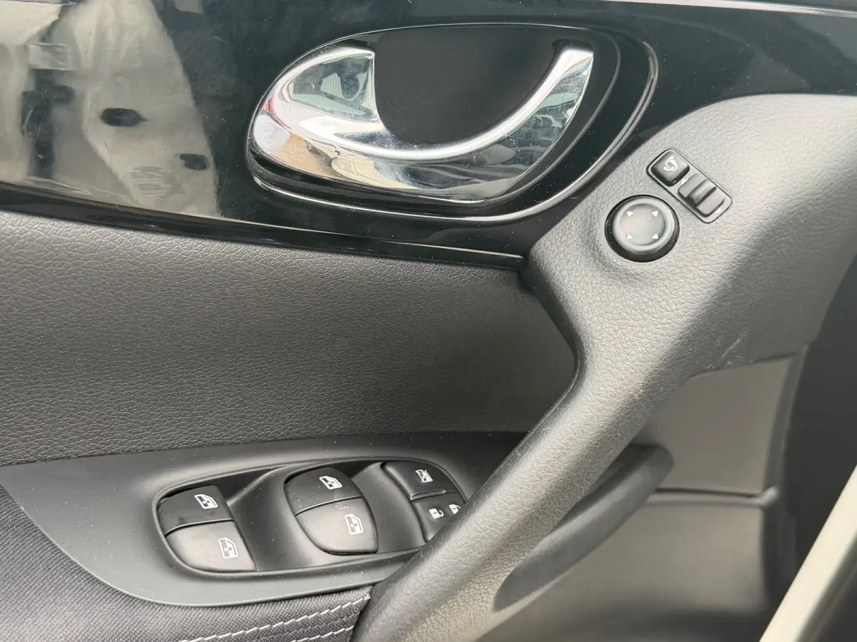 1.3 DIG-T N-Connecta 160pk Automaat - Pearl White metallic - Panorama/Camera/Carplay