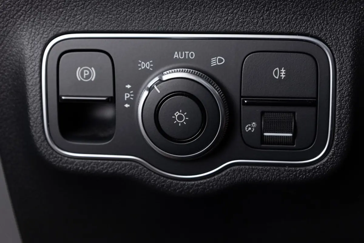 250 e Premium Plus AMG | PANORAMADAK | LEDER | PHEV