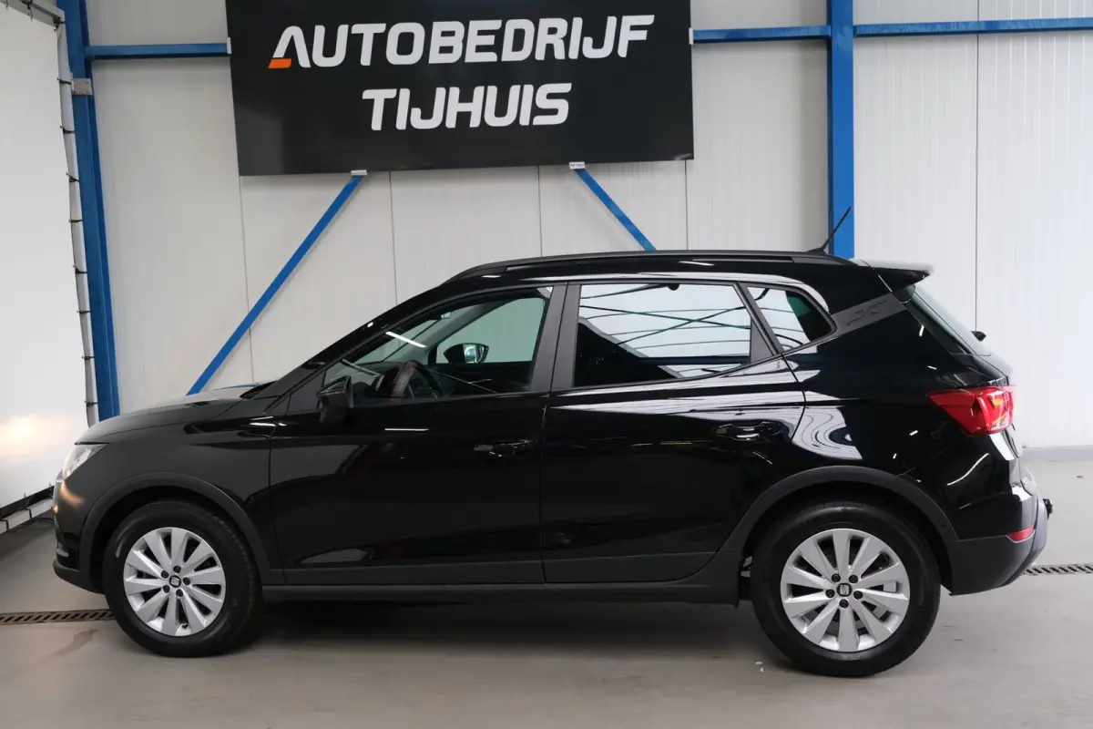 1.0 TSI Style Business Intense - N.A.P. Airco, Cruise, Navi, PDC, Carplay, Trekhaak.
