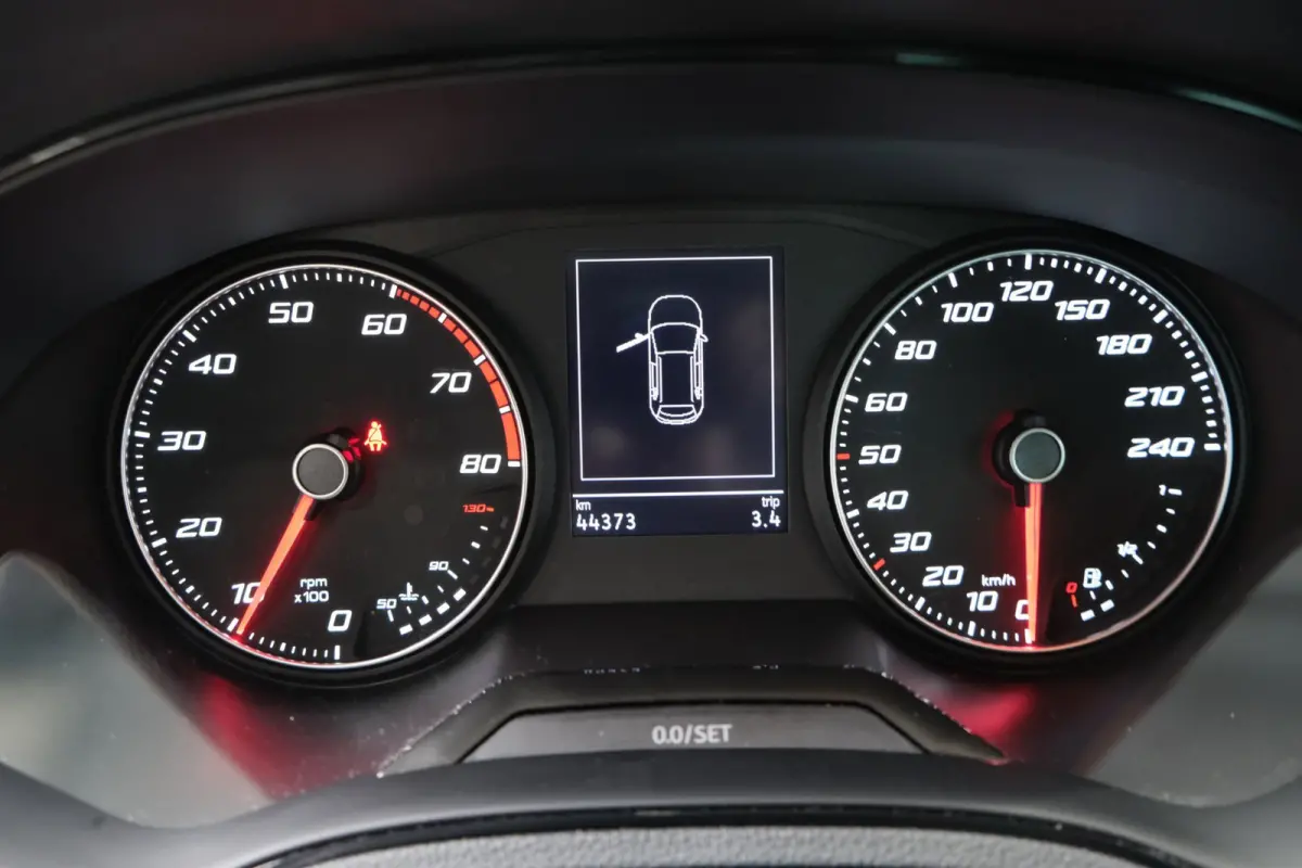 1.0 TSI Style Business Intense - N.A.P. Airco, Cruise, Navi, PDC, Carplay, Trekhaak.