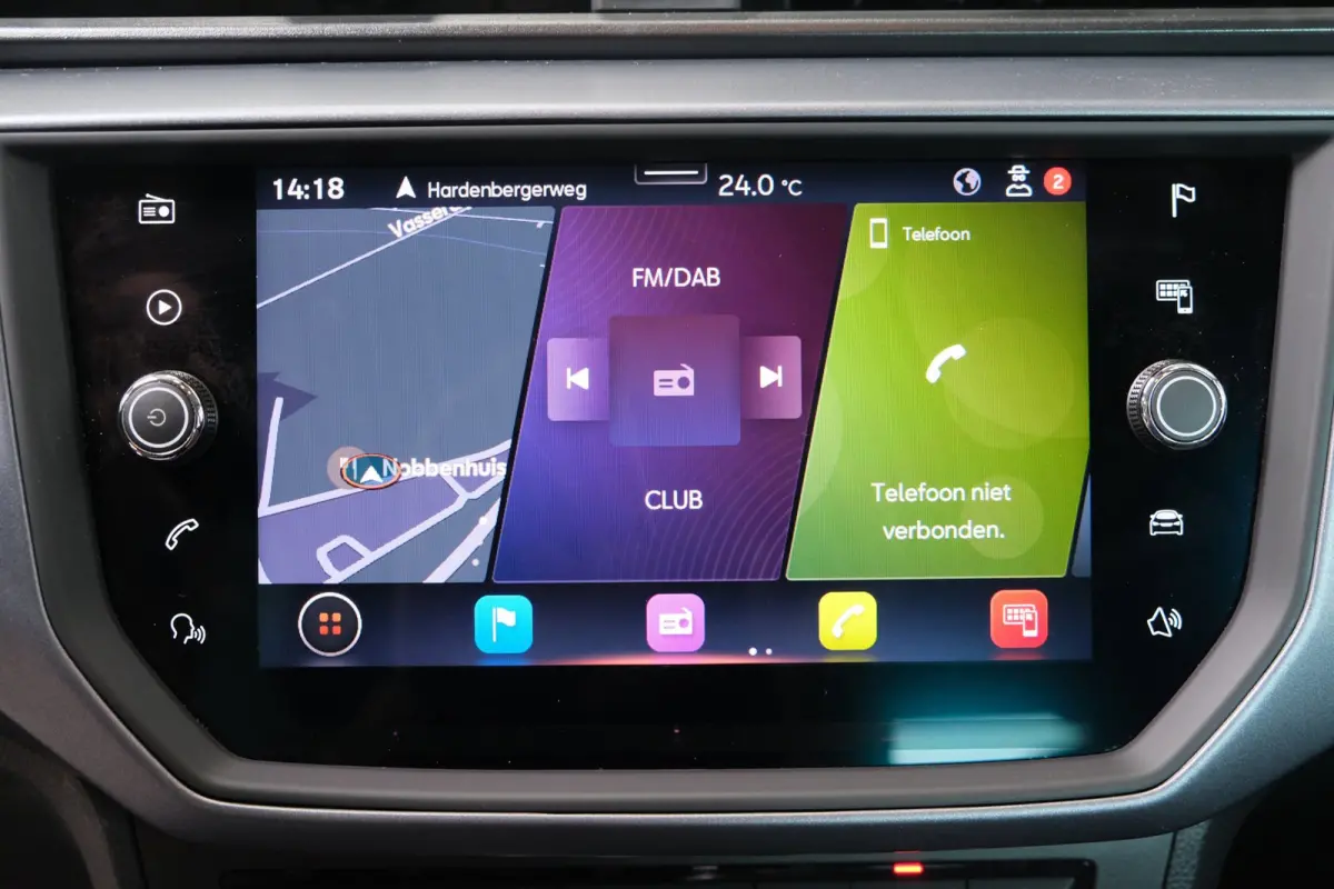 1.0 TSI Style Business Intense - N.A.P. Airco, Cruise, Navi, PDC, Carplay, Trekhaak.