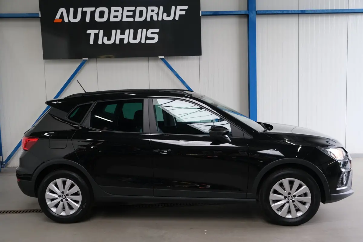 1.0 TSI Style Business Intense - N.A.P. Airco, Cruise, Navi, PDC, Carplay, Trekhaak.