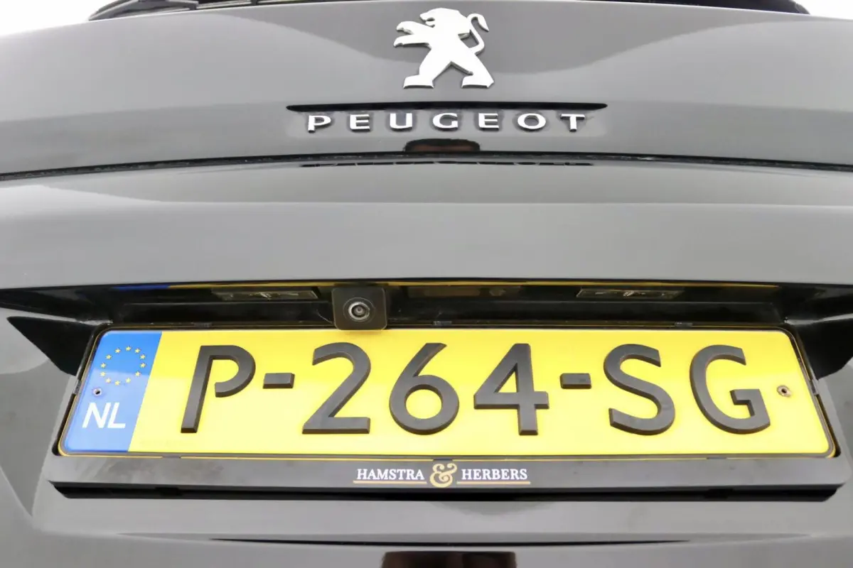 1.2 PureTech Allure Business zwart automaat