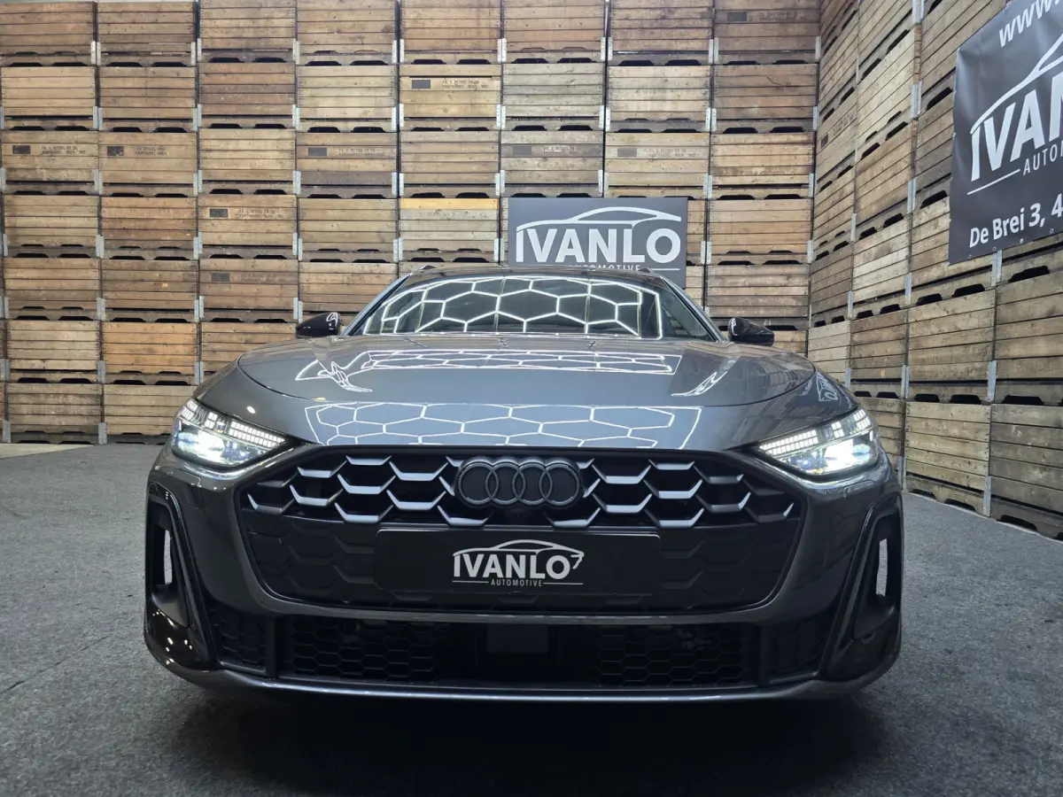 Avant 2.0 quattro S edition Competition B&O Pano Bijrijders display Trekhaak 19"LM