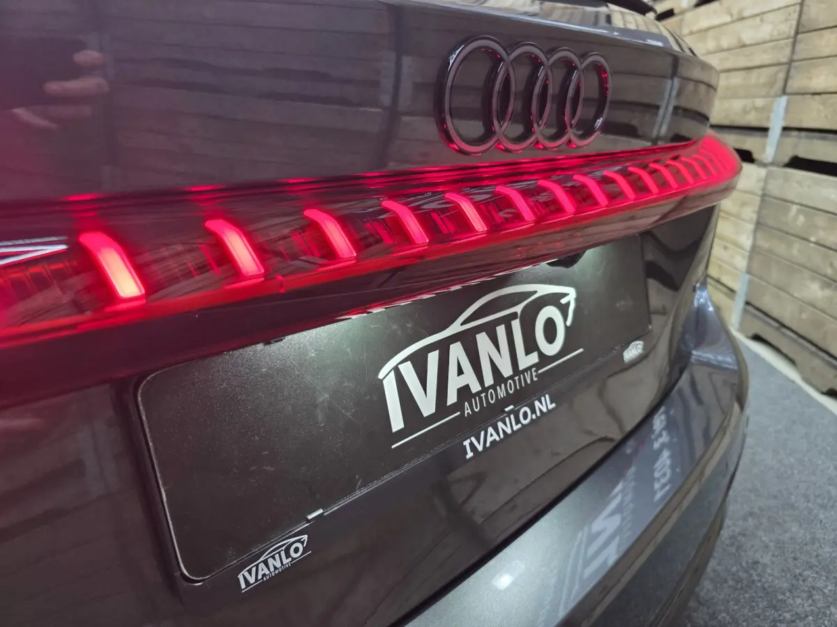 Avant 2.0 quattro S edition Competition B&O Pano Bijrijders display Trekhaak 19"LM