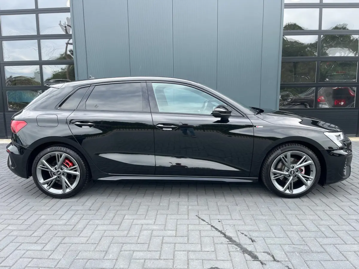 30 TFSI S edition NL.Auto/RS Zetels/S-Line/Carbon/Adaptive-Cruise/Climatronic/Carplay/18Inch/1Ste Eigenaar