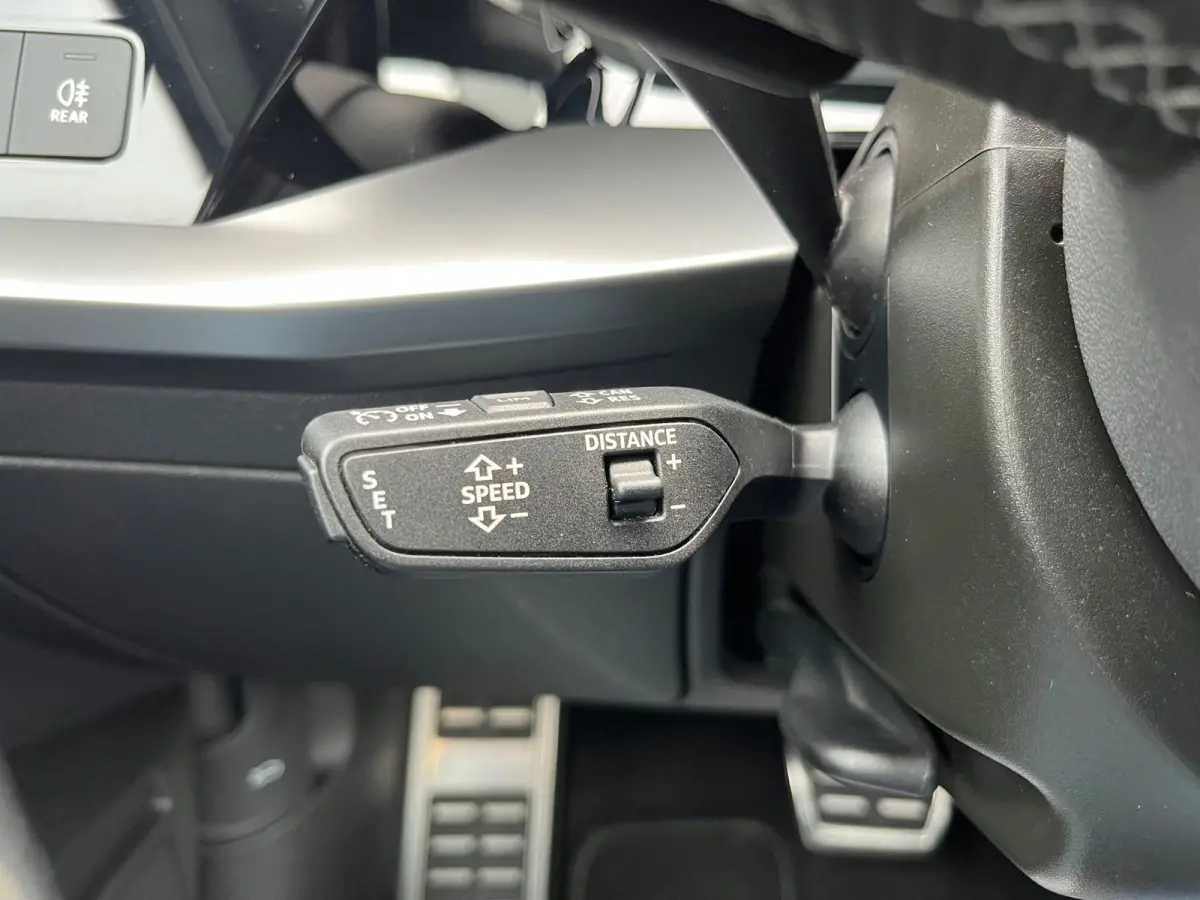 30 TFSI S edition NL.Auto/RS Zetels/S-Line/Carbon/Adaptive-Cruise/Climatronic/Carplay/18Inch/1Ste Eigenaar