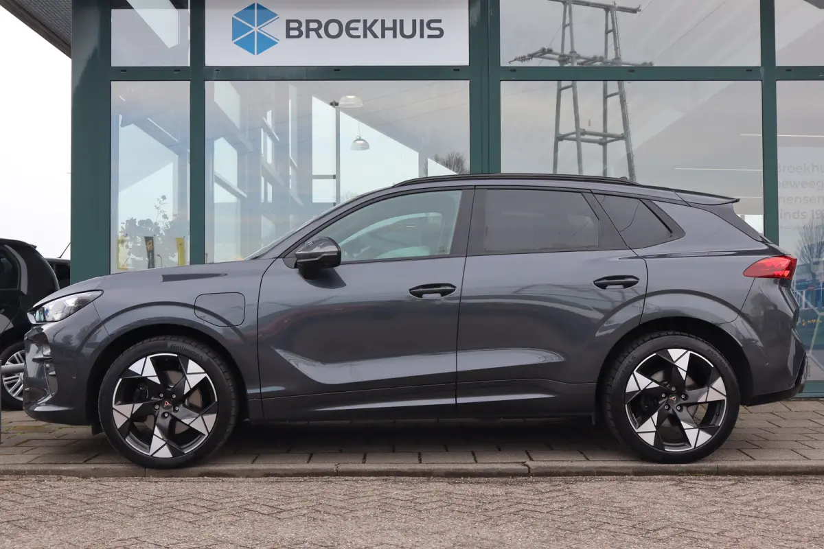 1.5 TSI e-Hybrid 272pk VZ Performance | "Immersive by Sennheiser" premium sound system package | Adaptief demping systeem | Alcantara bekleding