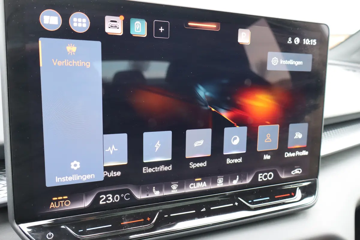 1.5 TSI e-Hybrid 272pk VZ Performance | "Immersive by Sennheiser" premium sound system package | Adaptief demping systeem | Alcantara bekleding