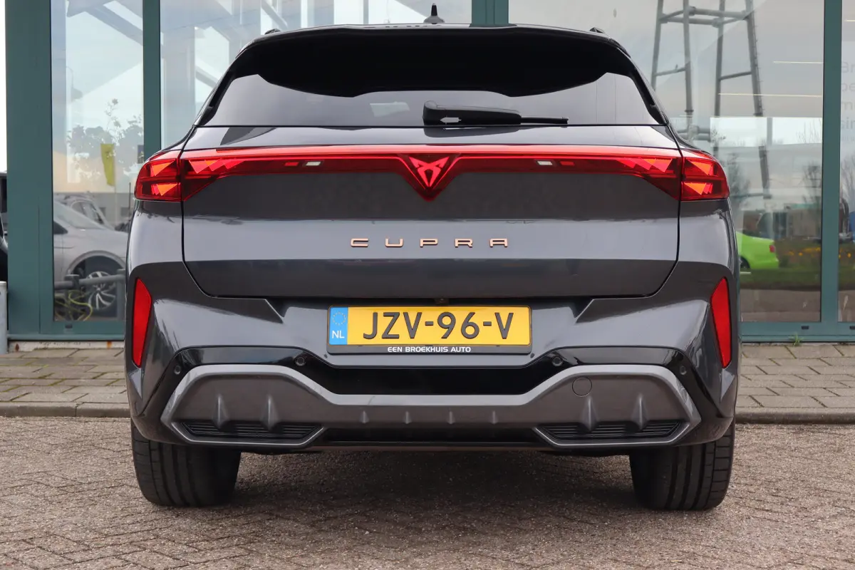 1.5 TSI e-Hybrid 272pk VZ Performance | "Immersive by Sennheiser" premium sound system package | Adaptief demping systeem | Alcantara bekleding