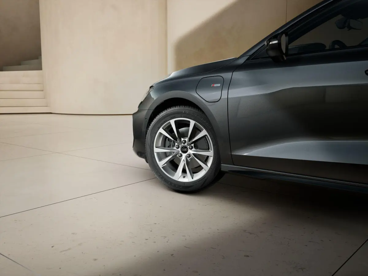 40 TFSI e 204pk S Edition | Getint Glas | 17" Velgen