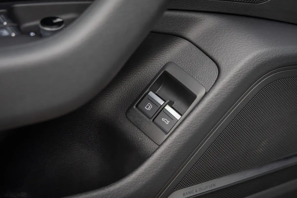 55 TFSI e quattro Pro Line S Competition | Pano | Leder | 21'' | B&O o | Cruise adaptief | Stoel ventilatie+verwarming | 360 camera | 2x Memory | Matrix LED | Dodehoek detectie | Audio insta