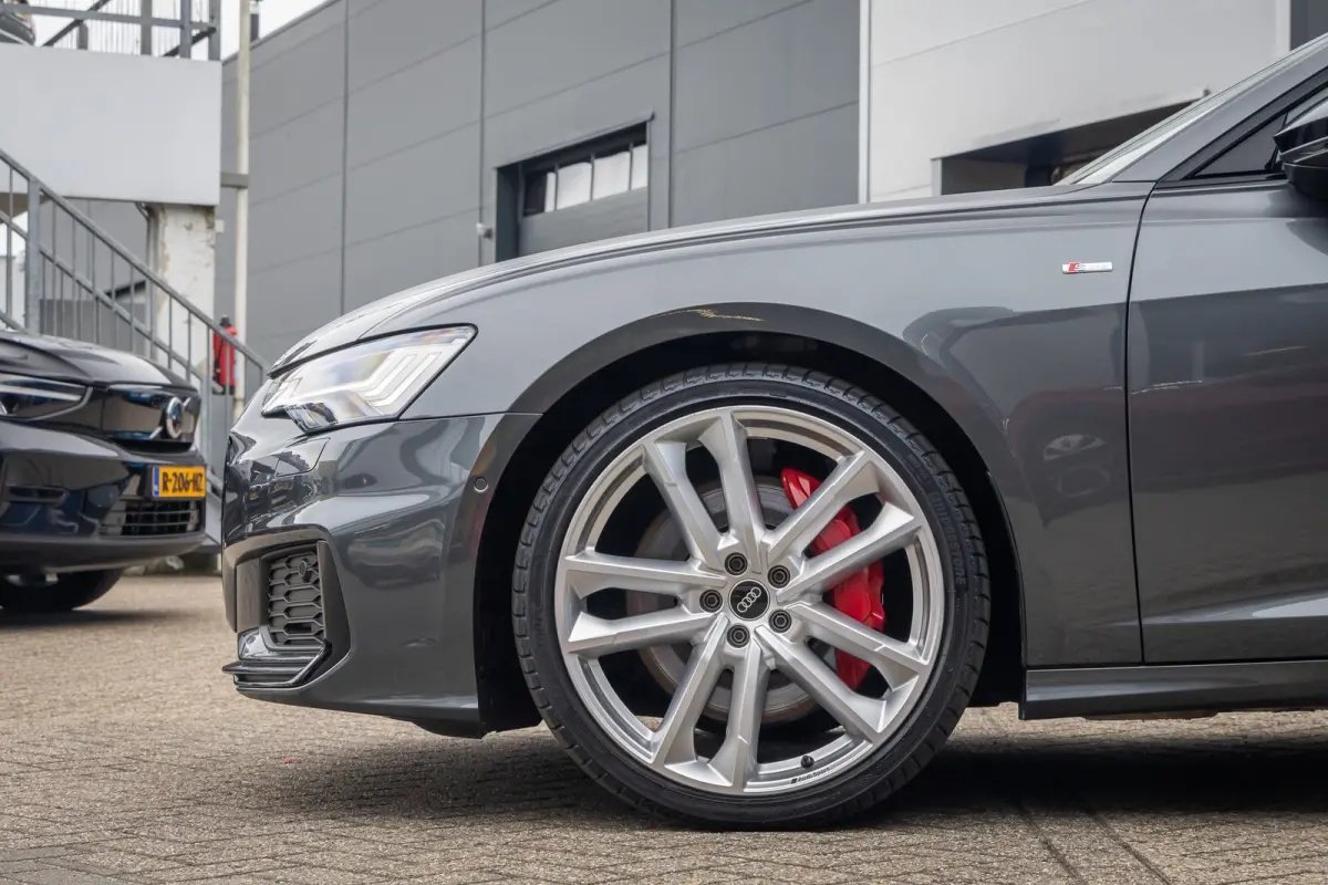 55 TFSI e quattro Pro Line S Competition | Pano | Leder | 21'' | B&O o | Cruise adaptief | Stoel ventilatie+verwarming | 360 camera | 2x Memory | Matrix LED | Dodehoek detectie | Audio insta