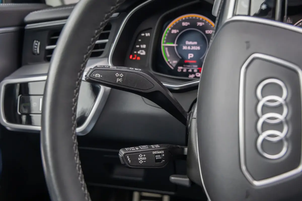 55 TFSI e quattro Pro Line S Competition | Pano | Leder | 21'' | B&O o | Cruise adaptief | Stoel ventilatie+verwarming | 360 camera | 2x Memory | Matrix LED | Dodehoek detectie | Audio insta