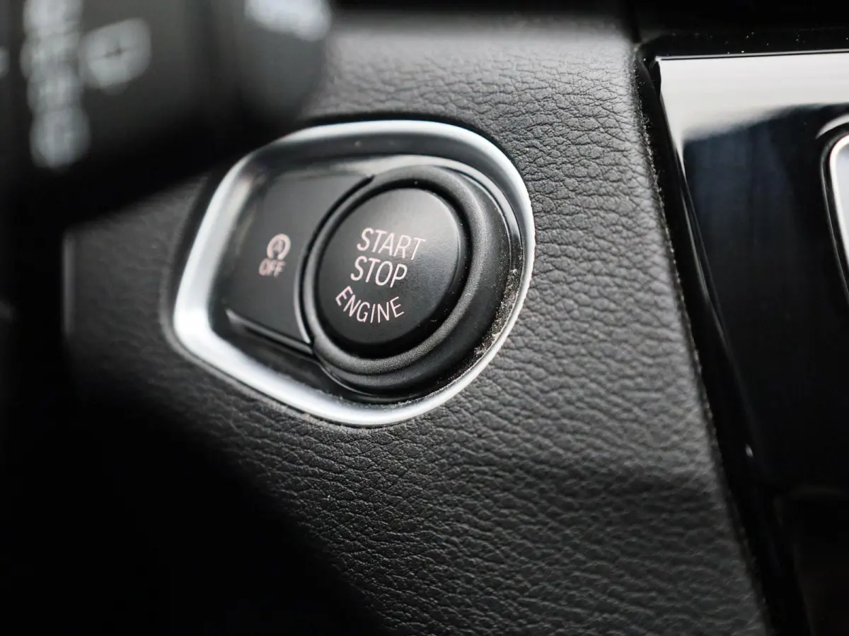 sDrive 18i | Airco | Navigatie | Parkeersensoren |