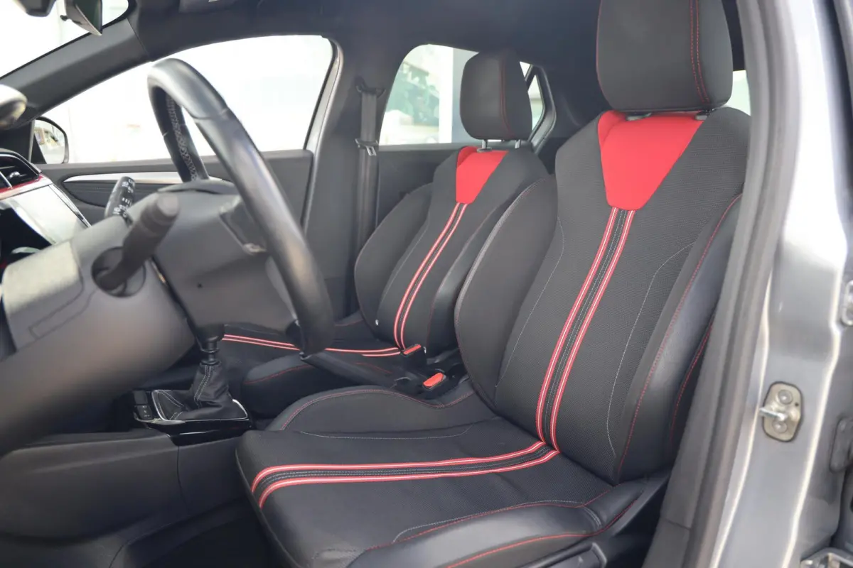 1.2 Turbo GS Line|Cruise control|Apple carplay/Android auto|Airco|