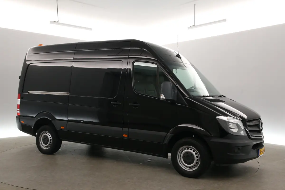 314 2.2 CDI L2H2 | 2800kg Trekgew. | Automaat | Airco | 3 Zits | Camera | Trekhaak