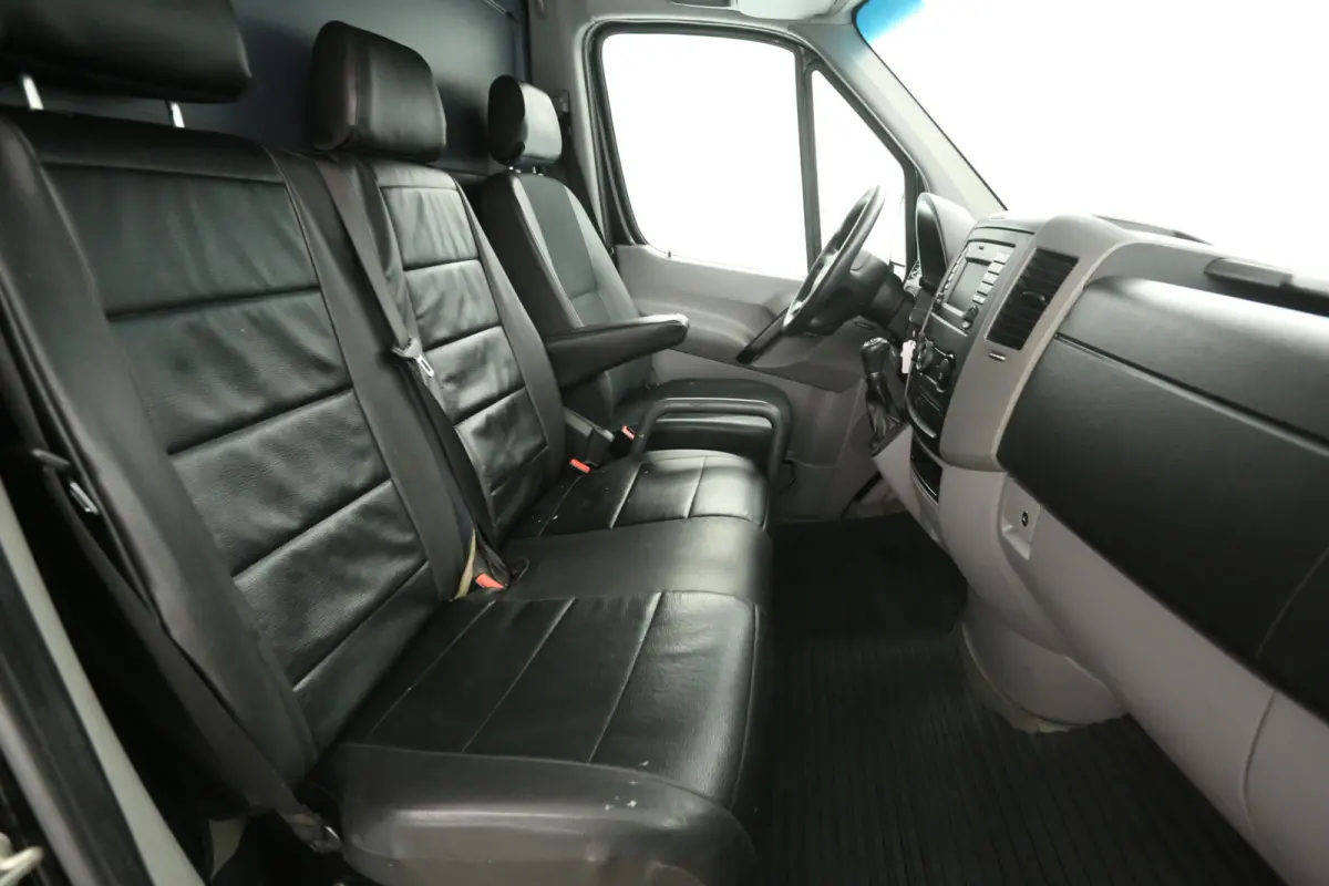 314 2.2 CDI L2H2 | 2800kg Trekgew. | Automaat | Airco | 3 Zits | Camera | Trekhaak
