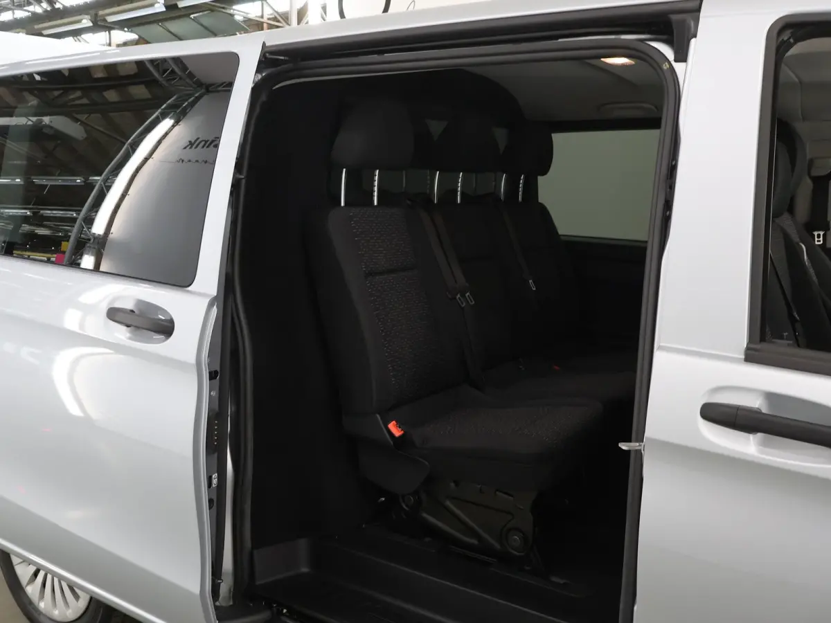 116 CDI | Aut. | XL L3 | Select | Dubbele Cabine | 6-zits | LED Koplampen | Schuifdeur L+R | Navigatie | Parkeercamera | Cruise Control | Trekhaak 2500g | Certified