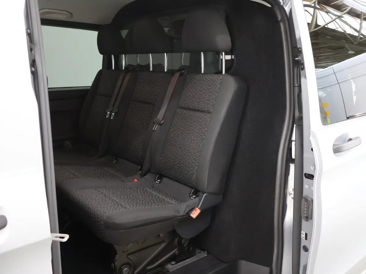 116 CDI | Aut. | XL L3 | Select | Dubbele Cabine | 6-zits | LED Koplampen | Schuifdeur L+R | Navigatie | Parkeercamera | Cruise Control | Trekhaak 2500g | Certified