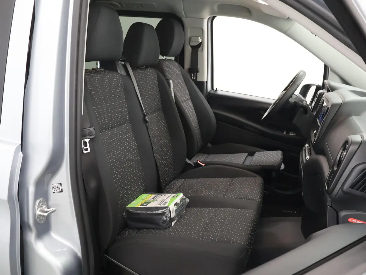 116 CDI | Aut. | XL L3 | Select | Dubbele Cabine | 6-zits | LED Koplampen | Schuifdeur L+R | Navigatie | Parkeercamera | Cruise Control | Trekhaak 2500g | Certified