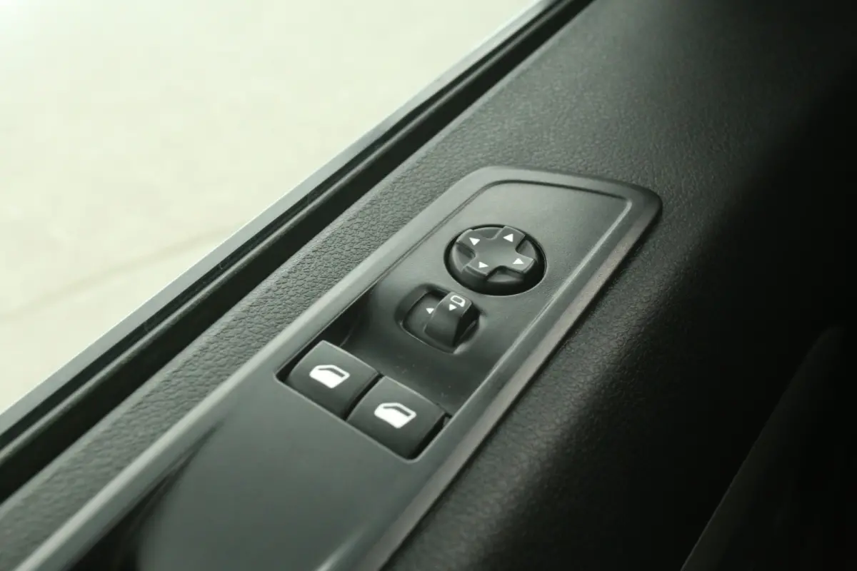 2.0 CDTI L3H1 | Marge | Dubbele Cabine | Airco | Cruise | Camera | Carplay | Trekhaak