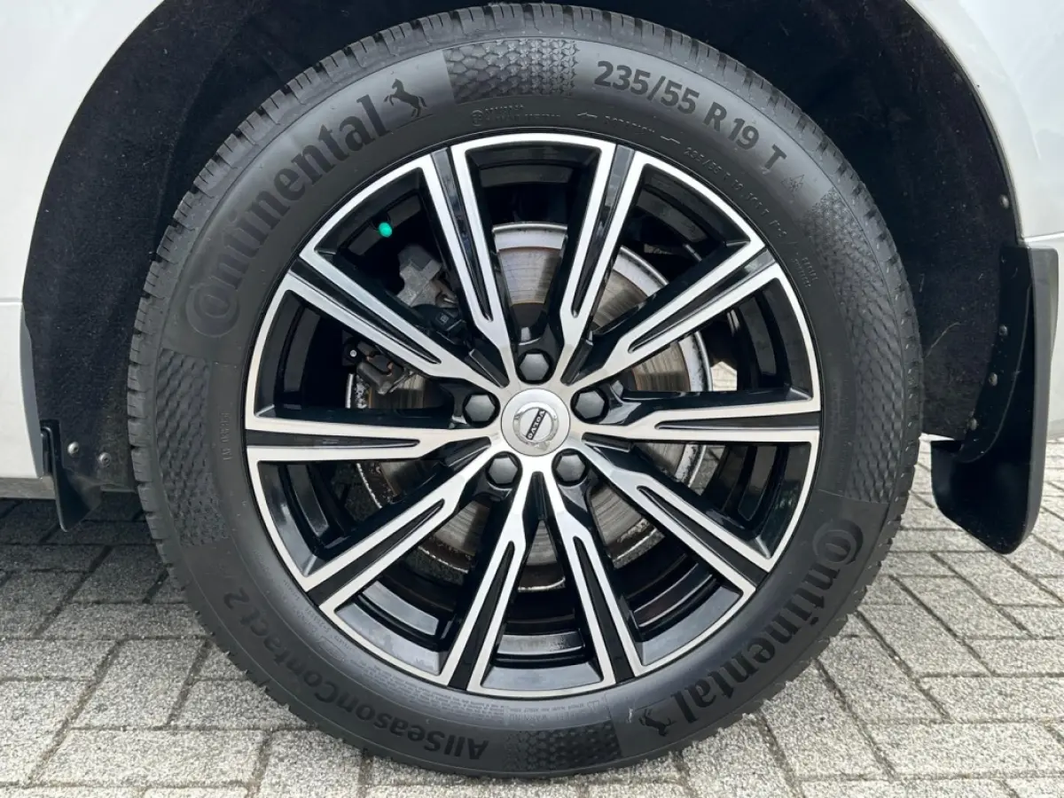 2.0 B5 AWD Inscription I Leder I Trekhaak I Navigatie I Nieuwsta