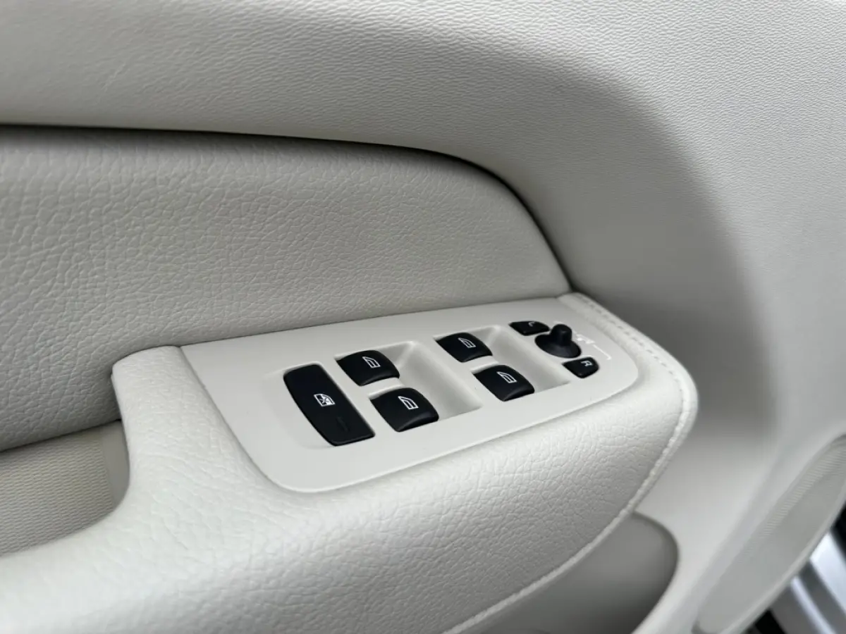 2.0 B5 AWD Inscription I Leder I Trekhaak I Navigatie I Nieuwsta