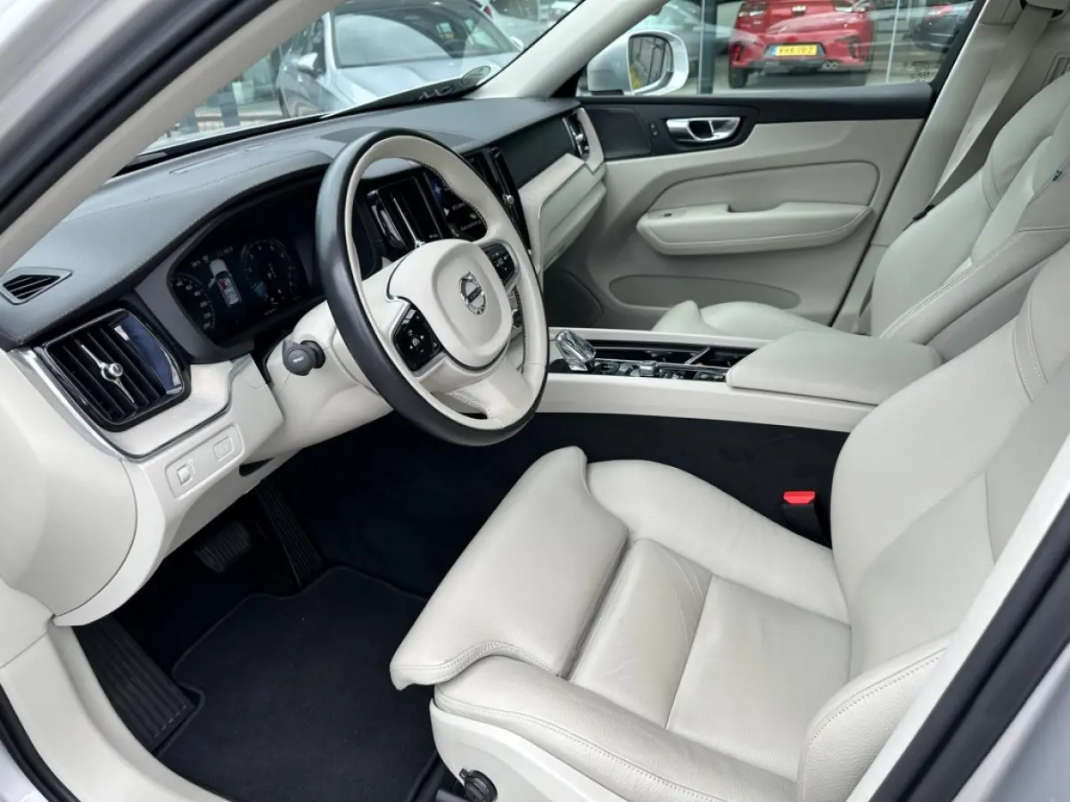 2.0 B5 AWD Inscription I Leder I Trekhaak I Navigatie I Nieuwsta