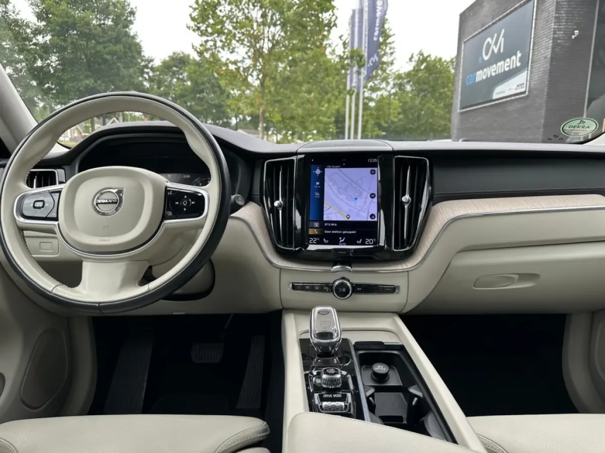 2.0 B5 AWD Inscription I Leder I Trekhaak I Navigatie I Nieuwsta