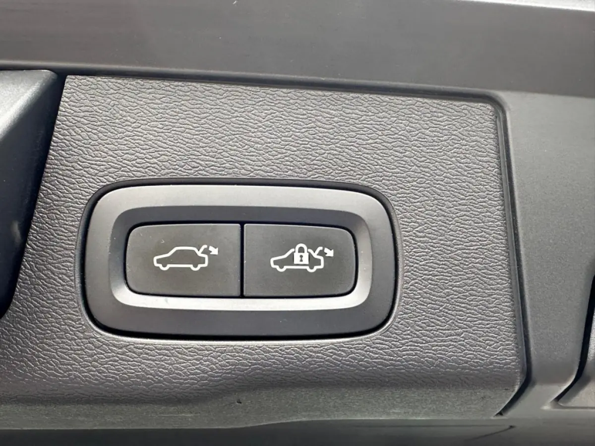 2.0 B5 AWD Inscription I Leder I Trekhaak I Navigatie I Nieuwsta