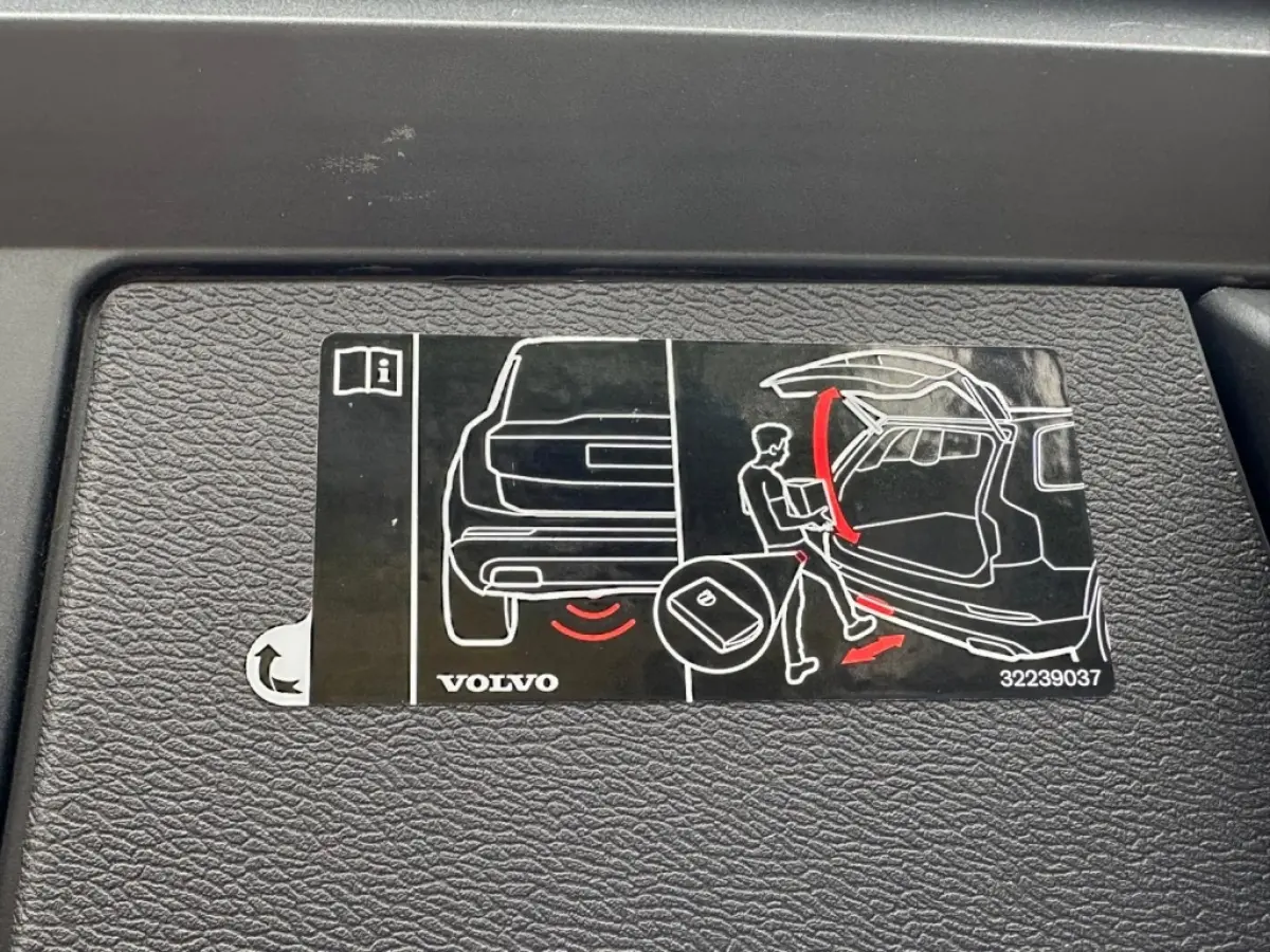 2.0 B5 AWD Inscription I Leder I Trekhaak I Navigatie I Nieuwsta