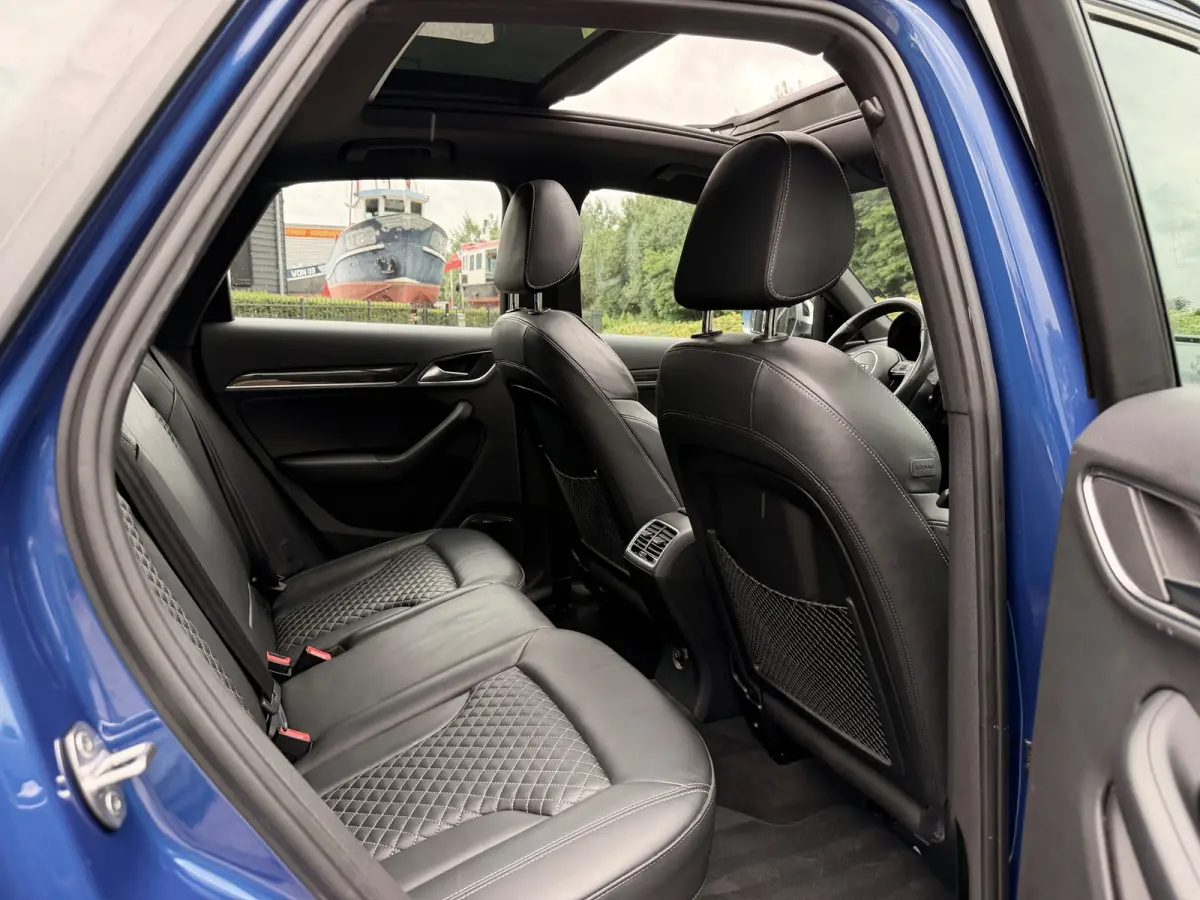 2.5 TFSI RS Q3 340PK QUATTRO PERFORMANCE PANORAMDAK BOSE CARBON LEER NAVI MATRIX