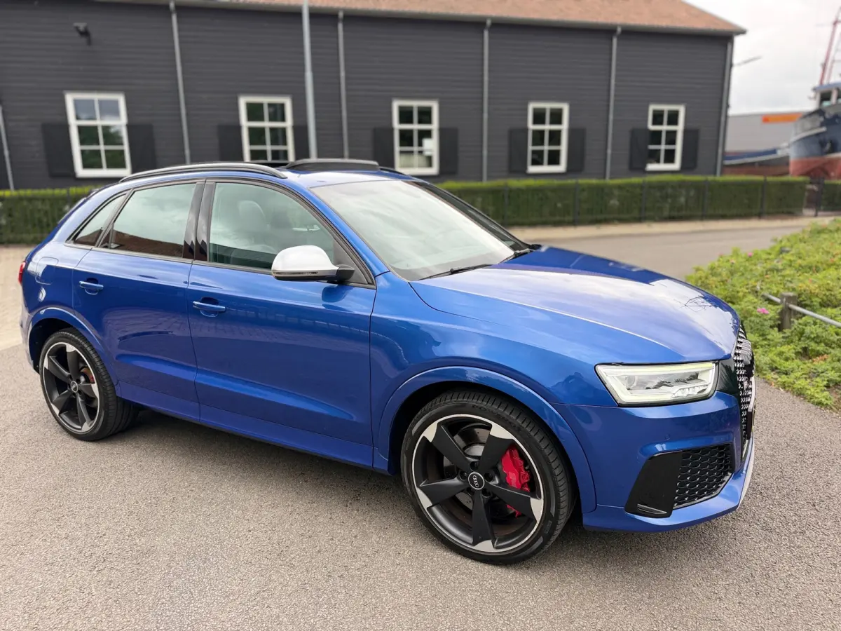 2.5 TFSI RS Q3 340PK QUATTRO PERFORMANCE PANORAMDAK BOSE CARBON LEER NAVI MATRIX
