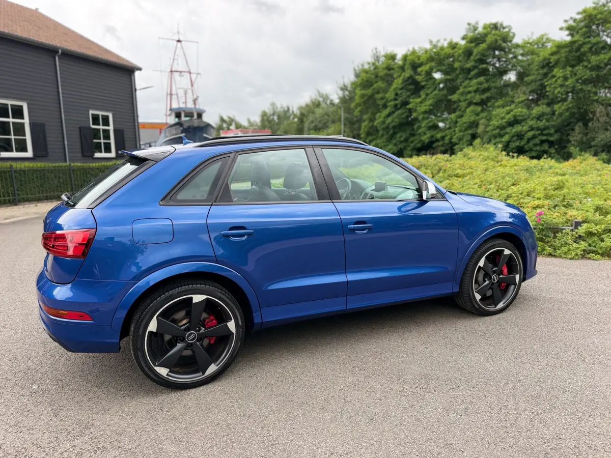 2.5 TFSI RS Q3 340PK QUATTRO PERFORMANCE PANORAMDAK BOSE CARBON LEER NAVI MATRIX