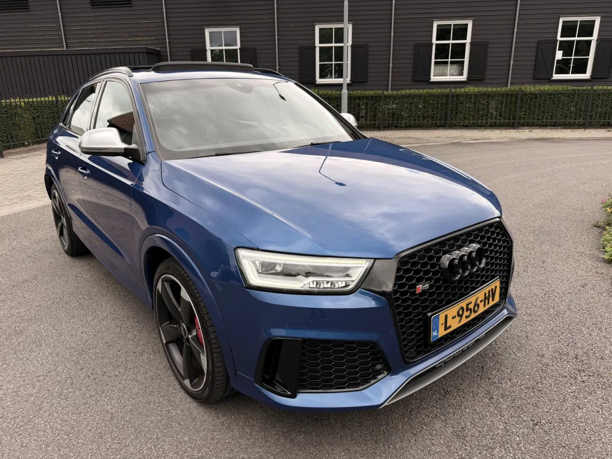 2.5 TFSI RS Q3 340PK QUATTRO PERFORMANCE PANORAMDAK BOSE CARBON LEER NAVI MATRIX