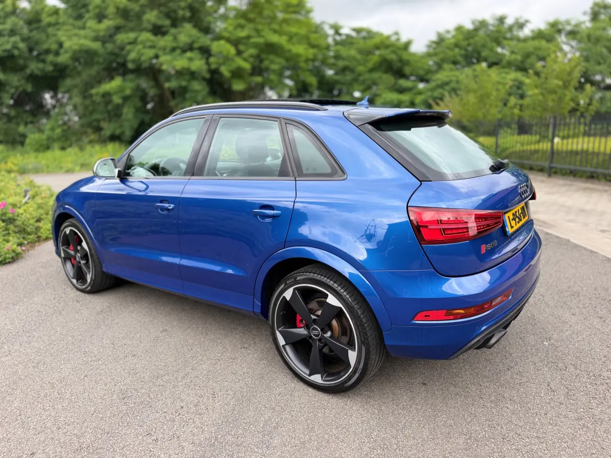 2.5 TFSI RS Q3 340PK QUATTRO PERFORMANCE PANORAMDAK BOSE CARBON LEER NAVI MATRIX